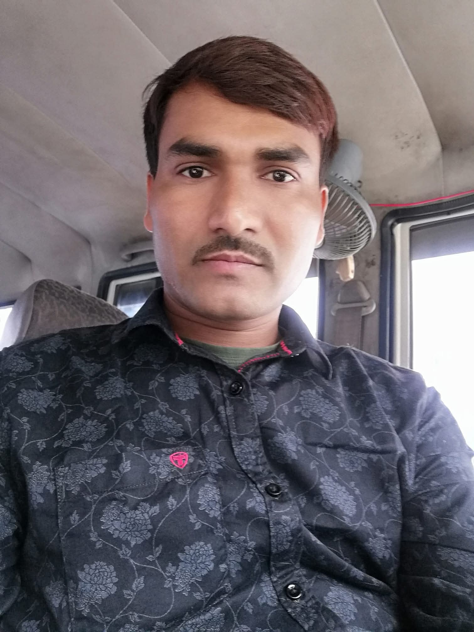 Mr Anisul Shaikh